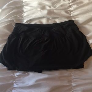 Lululemon size 2 skirt shorts